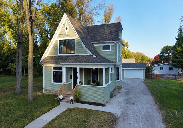 Single family home for sale at 716 N Main St, Sandwich, IL 60548 | MLS# 12787771 | Listing updated on 2026-10-22