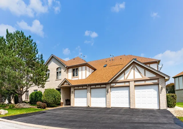 Condo for sale at 6420 Pine Trl Ln #2, Tinley Park, IL 60477 | MLS# 12787779