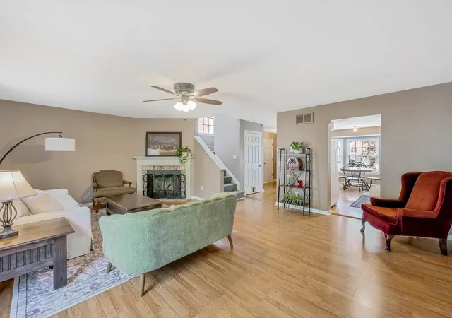 Photo 2 of Townhouse for sale at 1213 Koster Ct, Geneva, IL 60134 | MLS# 12787801 | Listing updated on 2026-10-22