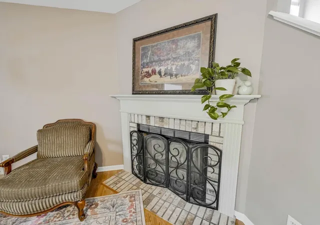 Photo 4 of Townhouse for sale at 1213 Koster Ct, Geneva, IL 60134 | MLS# 12787801 | Listing updated on 2026-10-22