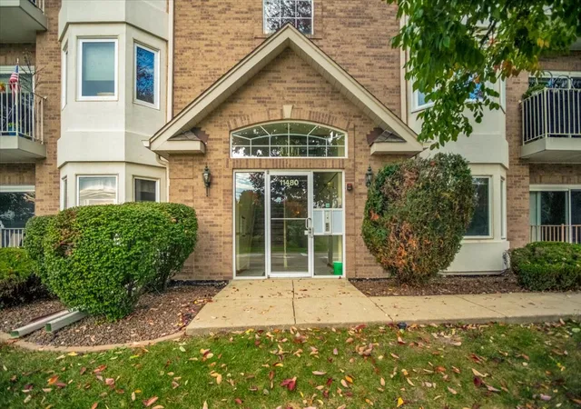 Photo 2 of Condo for sale at 11480 S Magnolia Ln #101, Alsip, IL 60803 | MLS# 12787808 | Listing updated on 2026-10-20