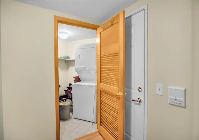 Photo 4 of Condo for sale at 11480 S Magnolia Ln #101, Alsip, IL 60803 | MLS# 12787808 | Listing updated on 2026-10-20