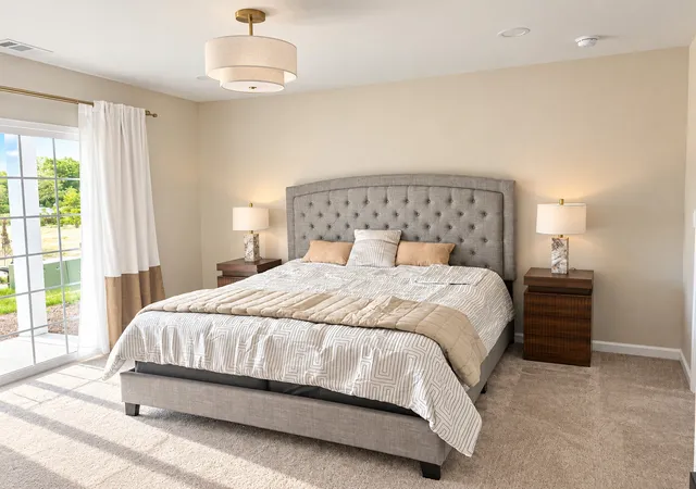Photo 3 of Townhouse for sale at 643 Ruby St, Crystal Lake, IL 60014 | MLS# 12787826 | Listing updated on 2026-10-23