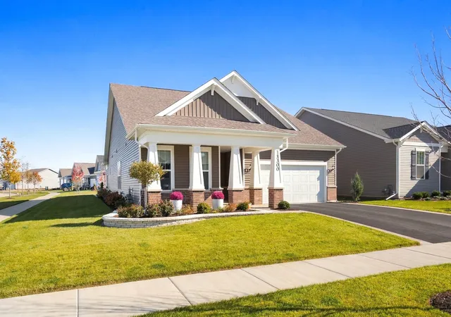 Photo 1 of Single family home for sale at 3300 Fulshear Cir, Aurora, IL 60503 | MLS# 12787838 | Listing updated on 2026-10-20