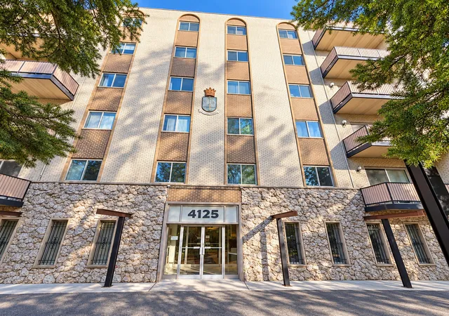 Photo 4 of Condo for sale at 4125 N Keystone Ave #206, Chicago, IL 60641 | MLS# 12787868 | Listing updated on 2026-10-23
