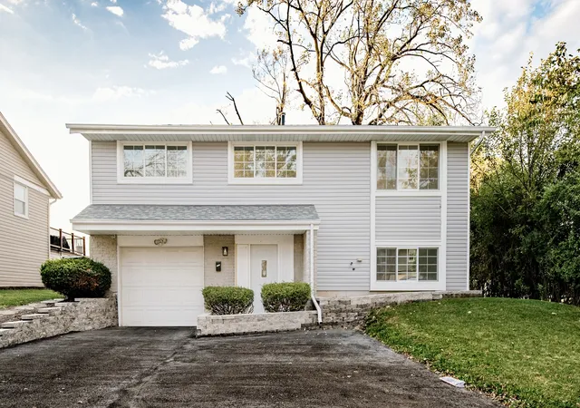 Photo 1 of Single family home for sale at 3500 Laurel Ln, Hazel Crest, IL 60429 | MLS# 12787871 | Listing updated on 2026-10-22