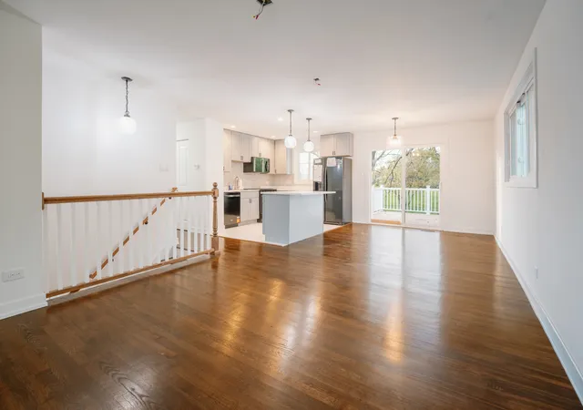 Photo 3 of Single family home for sale at 3500 Laurel Ln, Hazel Crest, IL 60429 | MLS# 12787871 | Listing updated on 2026-10-22