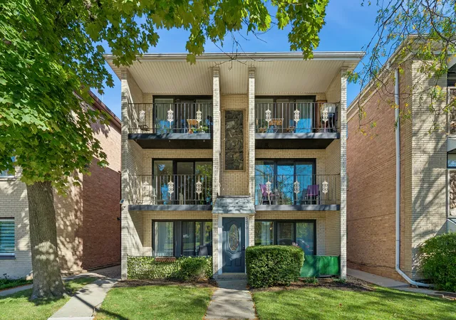Photo 1 of Condo for sale at 5470 W Higgins Ave #2E, Chicago, IL 60630 | MLS# 12787903 | Listing updated on 2026-10-21