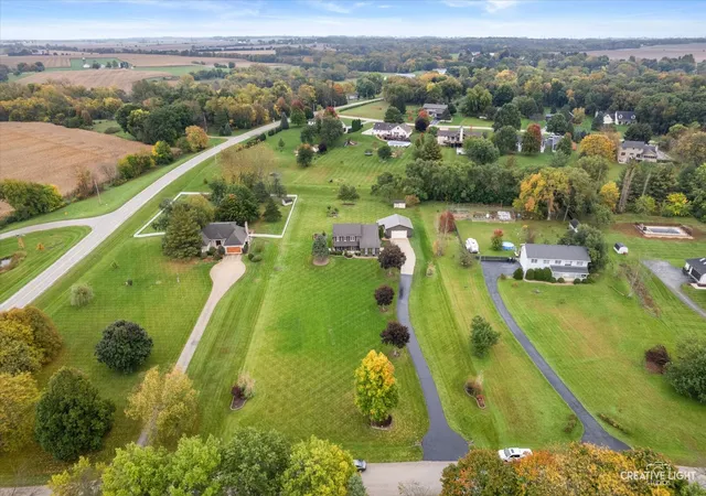 Photo 4 of Single family home for sale at 6 Fox Run Dr, Newark, IL 60541 | MLS# 12787907 | Listing updated on 2026-10-21