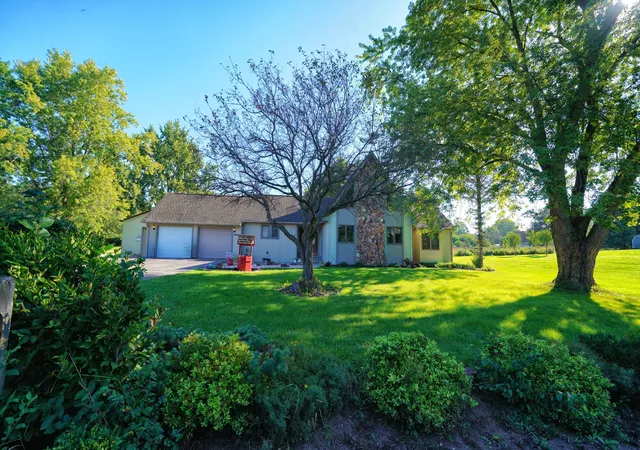 Photo 3 of Single family home for sale at 26143 N Anderson Rd, Wauconda, IL 60084 | MLS# 12787908 | Listing updated on 2026-10-23