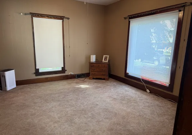 Photo 3 of Single family home for sale at 1318 Pleasant St, De Kalb, IL 60115 | MLS# 12787909 | Listing updated on 2026-10-20