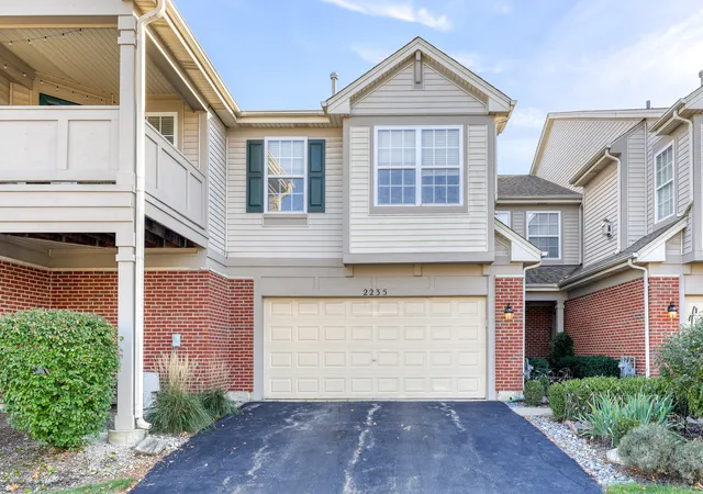 Photo 2 of Condo for sale at 2235 Vanderbilt Dr, Geneva, IL 60134 | MLS# 12787929 | Listing updated on 2026-10-22