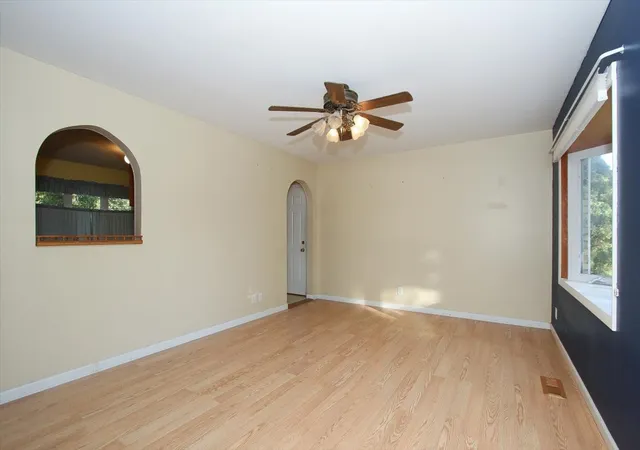 Photo 3 of Single family home for sale at 1606 Alexander Ave, Streamwood, IL 60107 | MLS# 12787933 | Listing updated on 2026-10-22