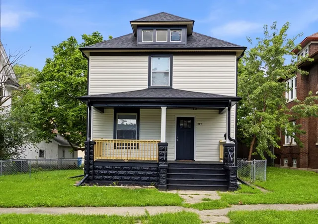 Photo 1 of Single family home for sale at 387 S Evergreen Ave, Kankakee, IL 60901 | MLS# 12787965 | Listing updated on 2026-10-29