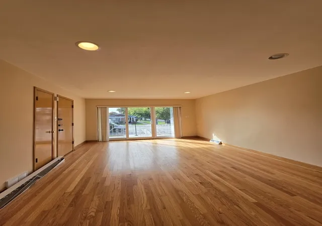 Photo 4 of House for sale at 200 E 87th Street, Chicago, IL 60619 | MLS# 12787969 | Listing updated on 2026-10-20