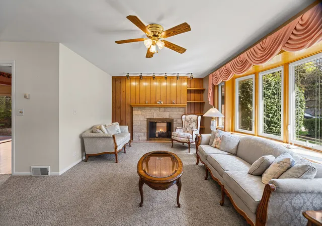 Photo 3 of Single family home for sale at 1102 W Burgoyne Rd, Arlington Heights, IL 60004 | MLS# 12787995 | Listing updated on 2026-10-23
