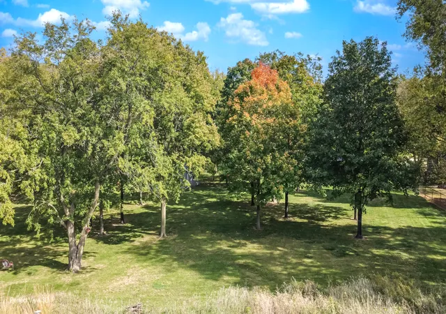 Photo 3 of Single family home for sale at 3895 N Chamlin Dr, Morris, IL 60450 | MLS# 12788017 | Listing updated on 2026-10-23