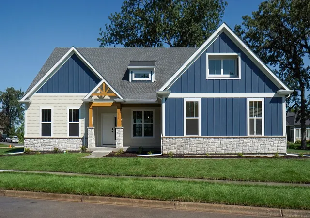 Photo 1 of Single family home for sale at 214 Burr Oak Cir, Elgin, IL 60124 | MLS# 12788022 | Listing updated on 2026-10-23