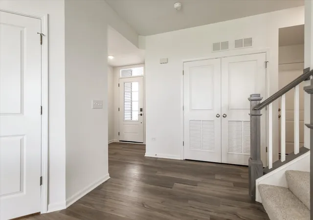 Photo 2 of Townhouse for sale at 25548 W Emory Ln, Plainfield, IL 60544 | MLS# 12788082 | Listing updated on 2026-10-23