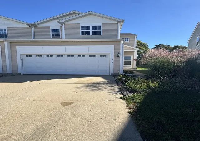Photo 1 of Townhouse for sale at 661 Fieldcrest Dr #B, South Elgin, IL 60177 | MLS# 12788084 | Listing updated on 2026-10-20