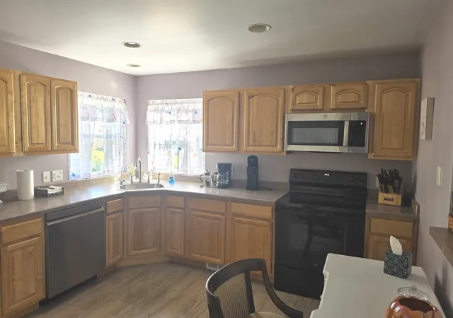 Photo 3 of Single family home for sale at 1435 5th Street, La Salle, IL 61301 | MLS# 12788113 | Listing updated on 2026-10-20