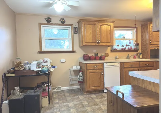 Photo 2 of Single family home for sale at 1032 Kim Pl, Lemont, IL 60439 | MLS# 12788133 | Listing updated on 2026-10-20