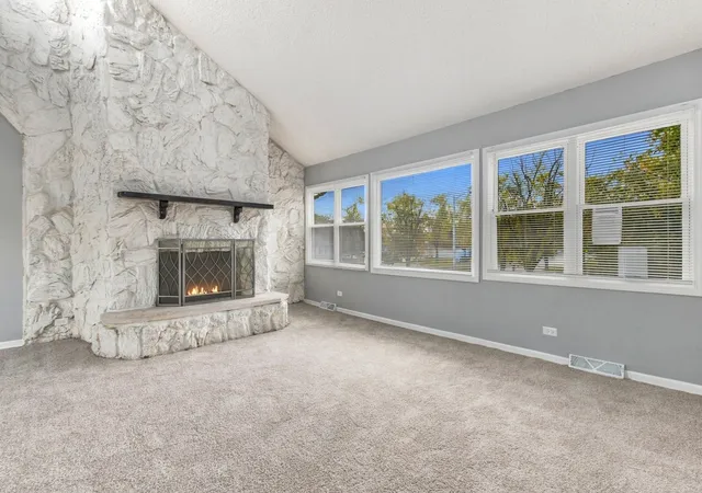Photo 3 of Single family home for sale at 17909 Chartres Ct, Hazel Crest, IL 60429 | MLS# 12788134 | Listing updated on 2026-10-23