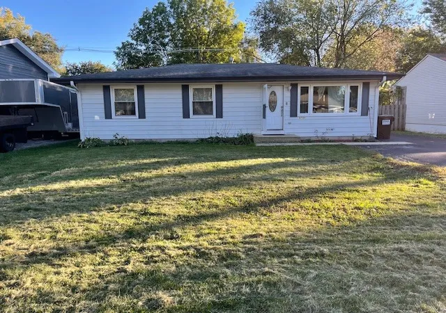 Single family home for sale at 4709 Prairie Ave, McHenry, IL 60050 | MLS# 12788140
