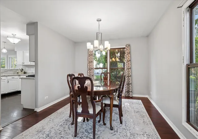 Photo 4 of Single family home for sale at 1310 Saddlebrook Rd, Bartlett, IL 60103 | MLS# 12788157 | Listing updated on 2026-10-29