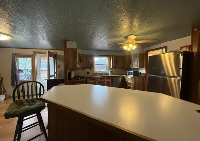 Photo 3 of Manufactured home for sale at 280 Blackthorn Rd, Matteson, IL 60443 | MLS# 12788182 | Listing updated on 2026-10-22