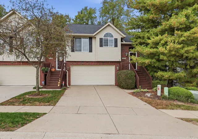 Photo 1 of Townhouse for sale at 1231 33rd Avenue Cir, Silvis, IL 61282 | MLS# 12788186 | Listing updated on 2026-10-29