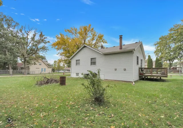 Photo 3 of Single family home for sale at 1701 Sterling Ave, Joliet, IL 60432 | MLS# 12788216 | Listing updated on 2026-10-22