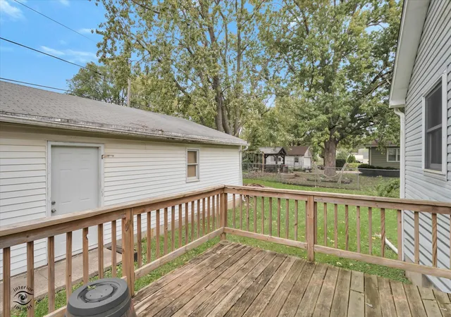 Photo 4 of Single family home for sale at 1701 Sterling Ave, Joliet, IL 60432 | MLS# 12788216 | Listing updated on 2026-10-22