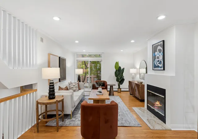Photo 3 of Townhouse for sale at 1470 E 56th Street, Chicago, IL 60637 | MLS# 12788219 | Listing updated on 2026-10-20
