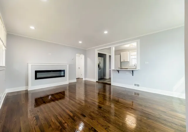 Photo 2 of Single family home for sale at 11104 S Avenue O, Chicago, IL 60617 | MLS# 12788230 | Listing updated on 2026-10-20