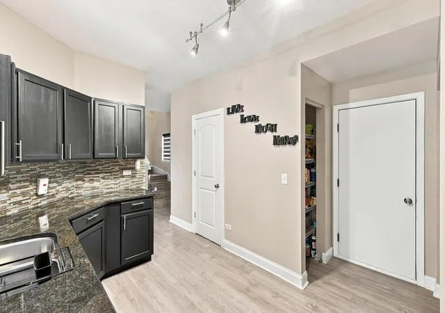 Photo 3 of House for sale at 3013 Dan Ireland Dr, Joliet, IL 60435 | MLS# 12788251 | Listing updated on 2026-10-23