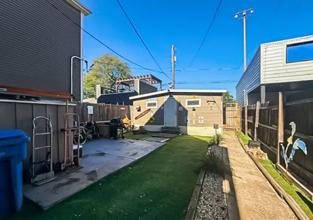 Photo 3 of Single family home for sale at 2822 W Melrose St, Chicago, IL 60618 | MLS# 12788272 | Listing updated on 2026-10-22