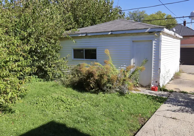 Photo 3 of Single family home for sale at 1025 Orchard Ave, Maywood, IL 60153 | MLS# 12788299 | Listing updated on 2026-10-20