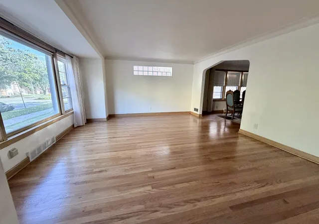 Photo 3 of Single family home for sale at 5550 S Karlov Ave, Chicago, IL 60629 | MLS# 12788302 | Listing updated on 2026-10-22