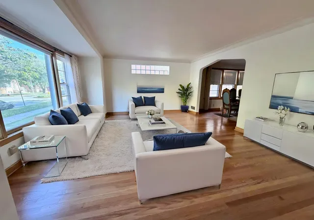 Photo 3 of Single family home for sale at 5550 S Karlov Ave, Chicago, IL 60629 | MLS# 12788302 | Listing updated on 2026-10-22