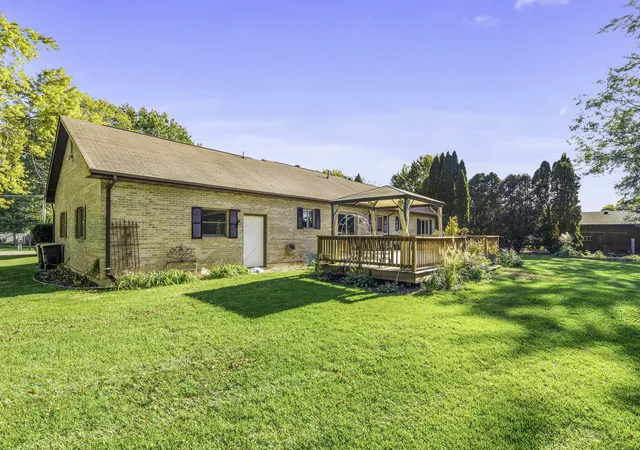 Photo 3 of Single family home for sale at 1485 Nova Rd, Lake Holiday, IL 60548 | MLS# 12788306 | Listing updated on 2026-10-27