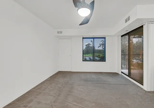 Photo 4 of Condo for sale at 400 Park Ave #204, Calumet City, IL 60409 | MLS# 12788308 | Listing updated on 2026-10-20