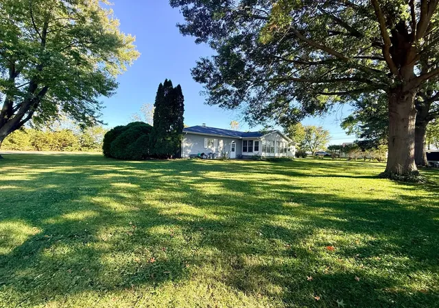 Photo 2 of Single family home for sale at 1200 Lenore St, Rock Falls, IL 61071 | MLS# 12788328 | Listing updated on 2026-10-22