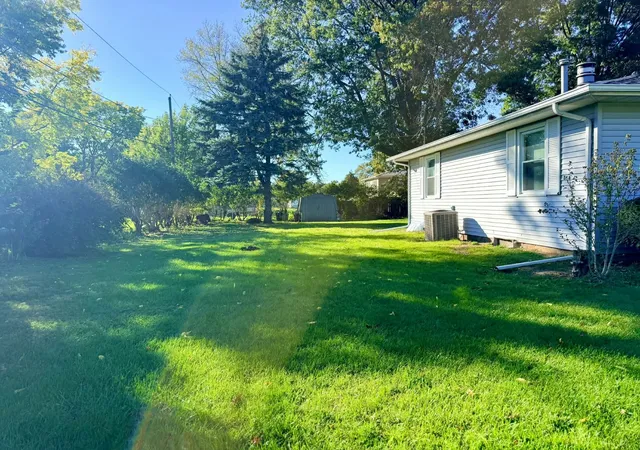 Photo 4 of Single family home for sale at 1200 Lenore St, Rock Falls, IL 61071 | MLS# 12788328 | Listing updated on 2026-10-22