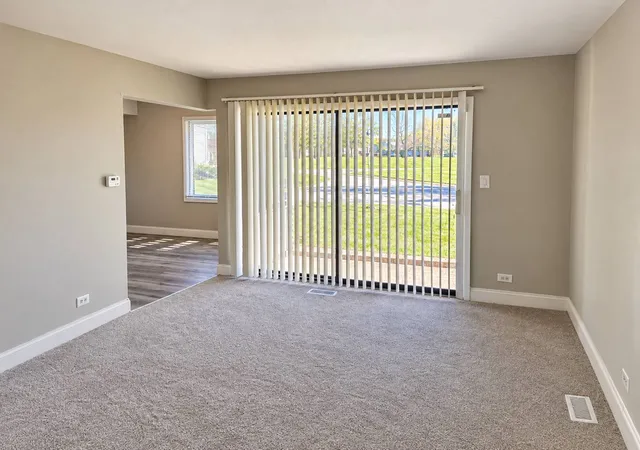 Photo 3 of Condo for sale at 709 Spring Ct #5, University Park, IL 60484 | MLS# 12788329 | Listing updated on 2026-10-20