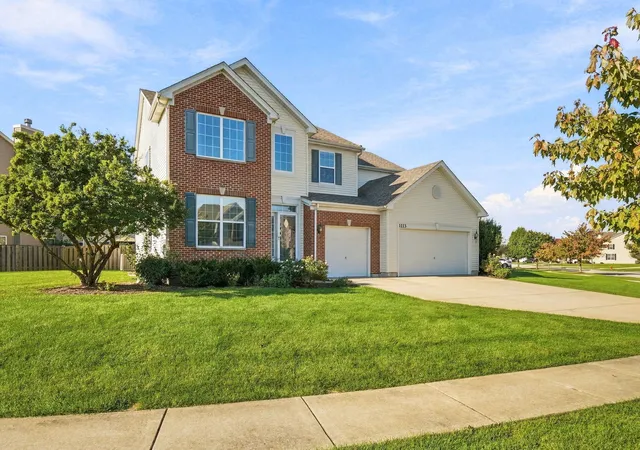 Photo 1 of Single family home for sale at 1113 Trillium Ln, Shorewood, IL 60404 | MLS# 12788339 | Listing updated on 2026-10-24