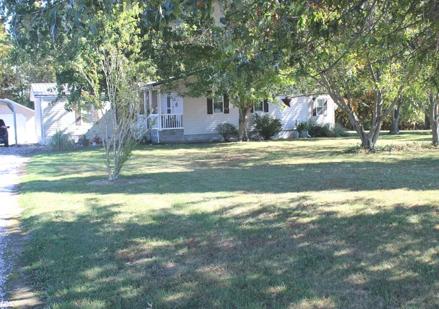 Photo 2 of Single family home for sale at 8024 Garrett Rd, Alma, IL 62807 | MLS# 12788340 | Listing updated on 2026-10-24