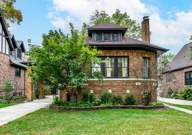 Single family home for sale at 2315 W 108th Place, Chicago, IL 60643 | MLS# 12788345