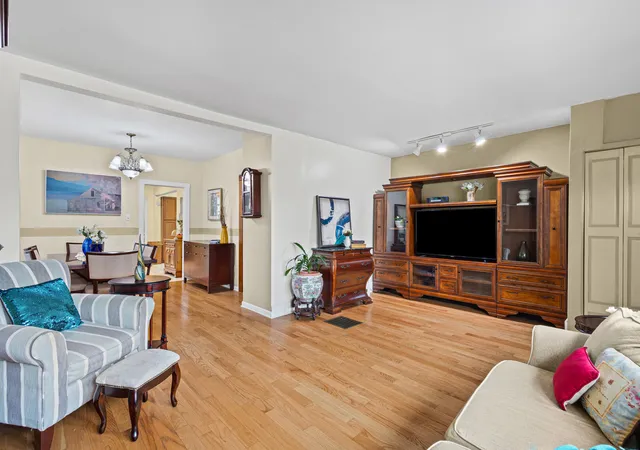 Photo 3 of Single family home for sale at 2702 N California Ave, Chicago, IL 60647 | MLS# 12788347 | Listing updated on 2026-10-19