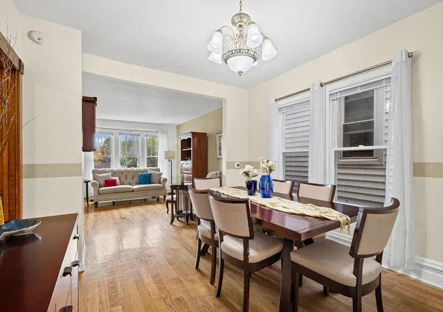 Photo 4 of Single family home for sale at 2702 N California Ave, Chicago, IL 60647 | MLS# 12788347 | Listing updated on 2026-10-19